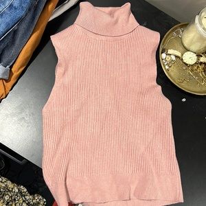 Crop top , turtle neck , forever21 , cozy , soft , pink , vintage